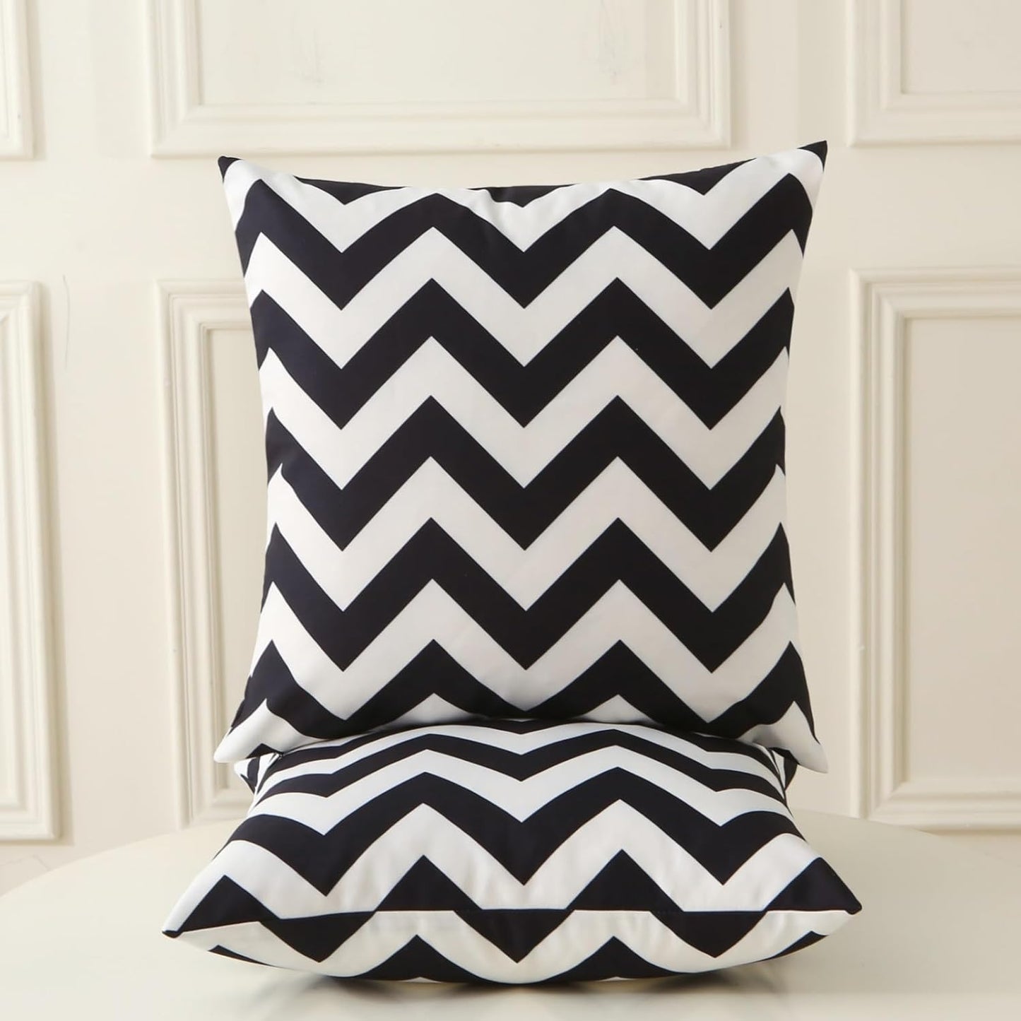 Outdoor Waterproof Striped Throw Pillow (Black Zig Zag Stripes) - Pack of 2