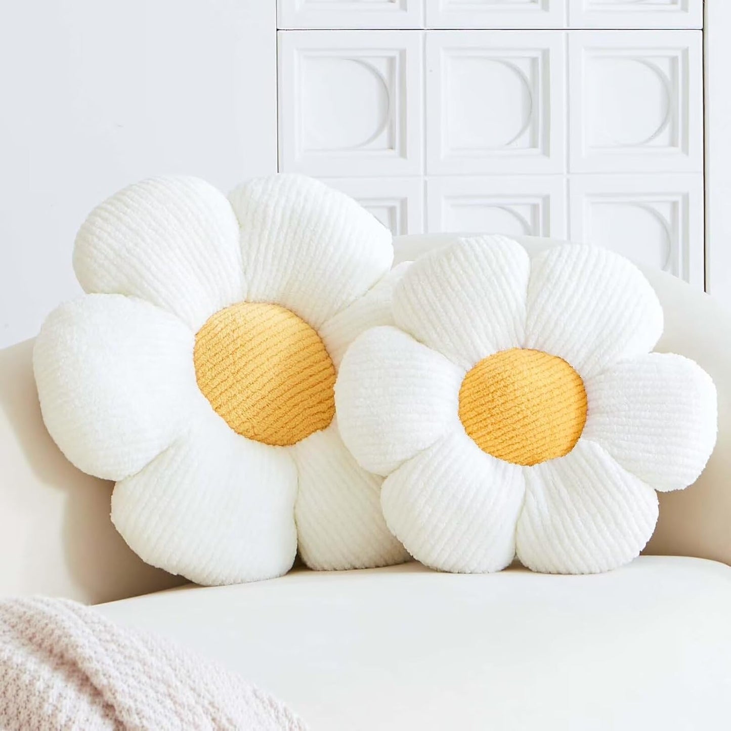 White Flower Decorative Throw Pillow